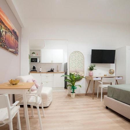 Michelangelo 80 Apartment Naples Extérieur photo